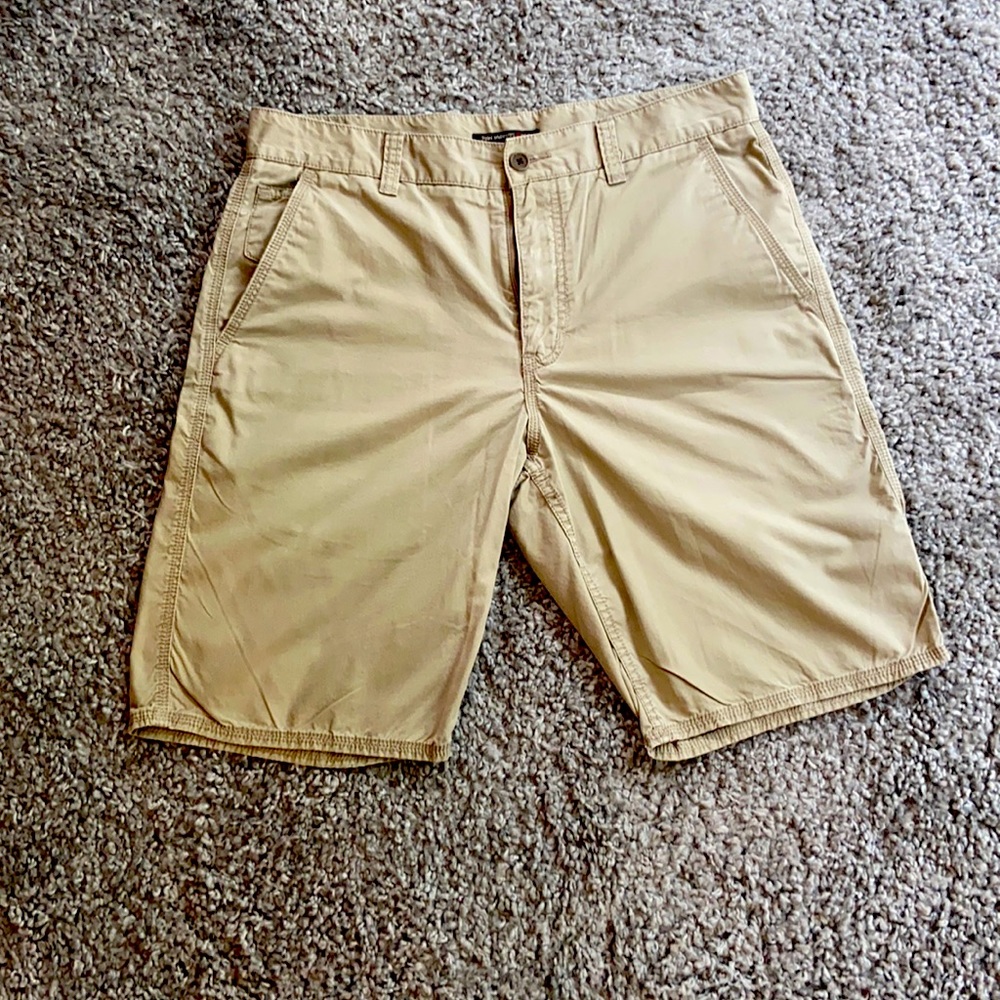 John Varvatos Star USA khaki shorts, size 34